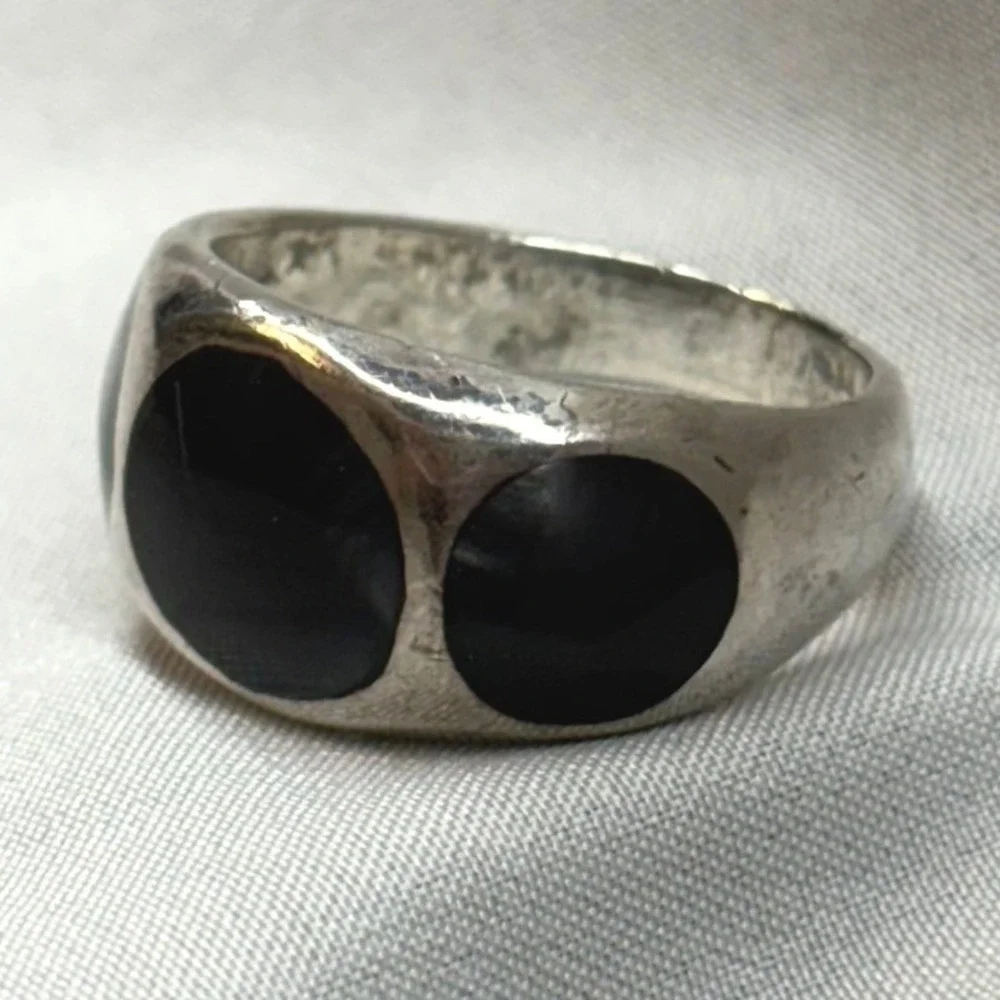 Black Banded Agate Ring Mens Size 8.5 Silver Good 925 Sterling Triple Stone Band